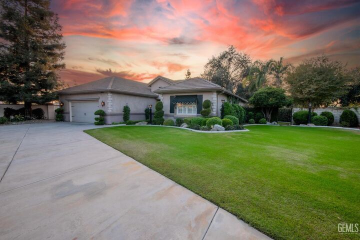 Property Photo:  3223 Peace Rose Street  CA 93311 