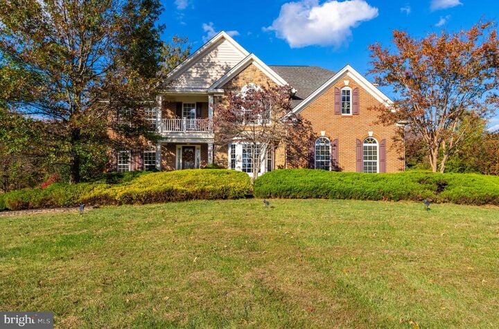 Property Photo: 40390 Aldie Springs Drive VA 20105