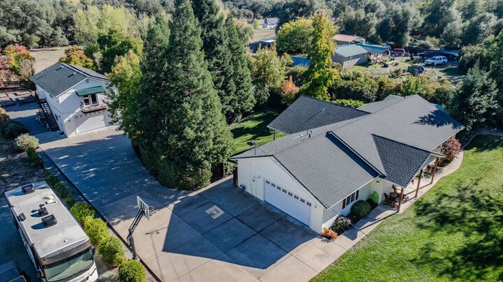 Property Photo: 2899 Butler Lane CA 95252