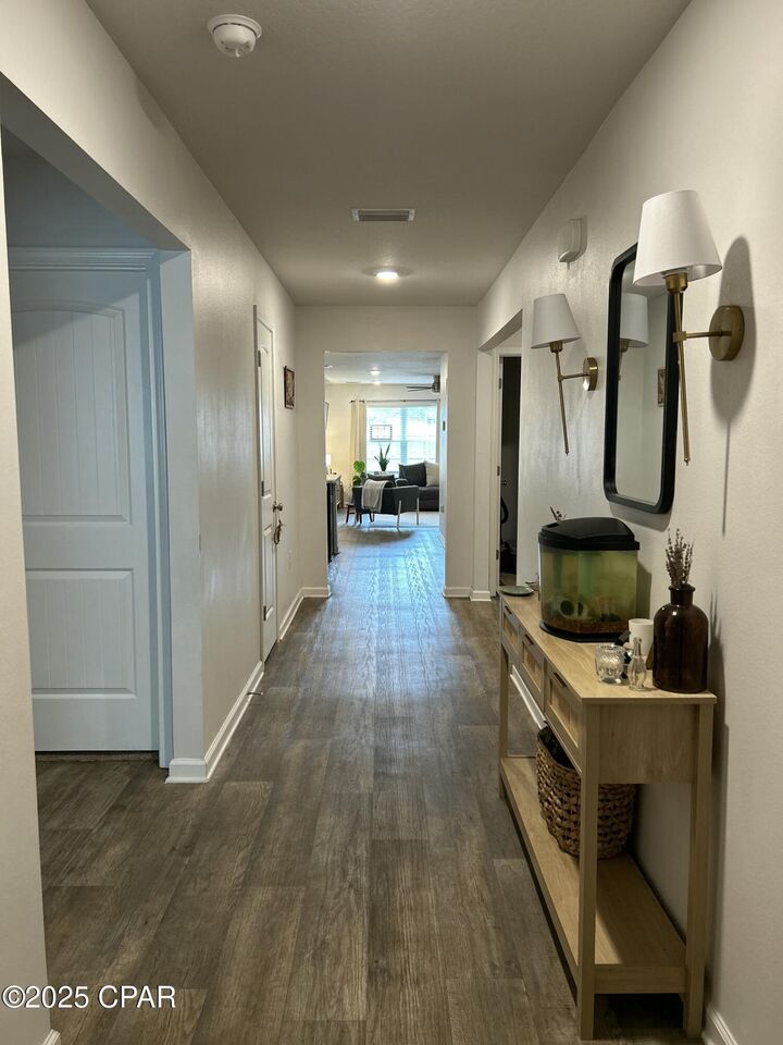 Property Photo: 105 Osprey Lake Road FL 32404