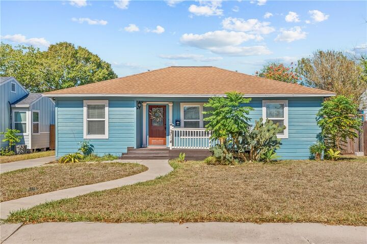 Property Photo:  714 Indiana Avenue  TX 78404 