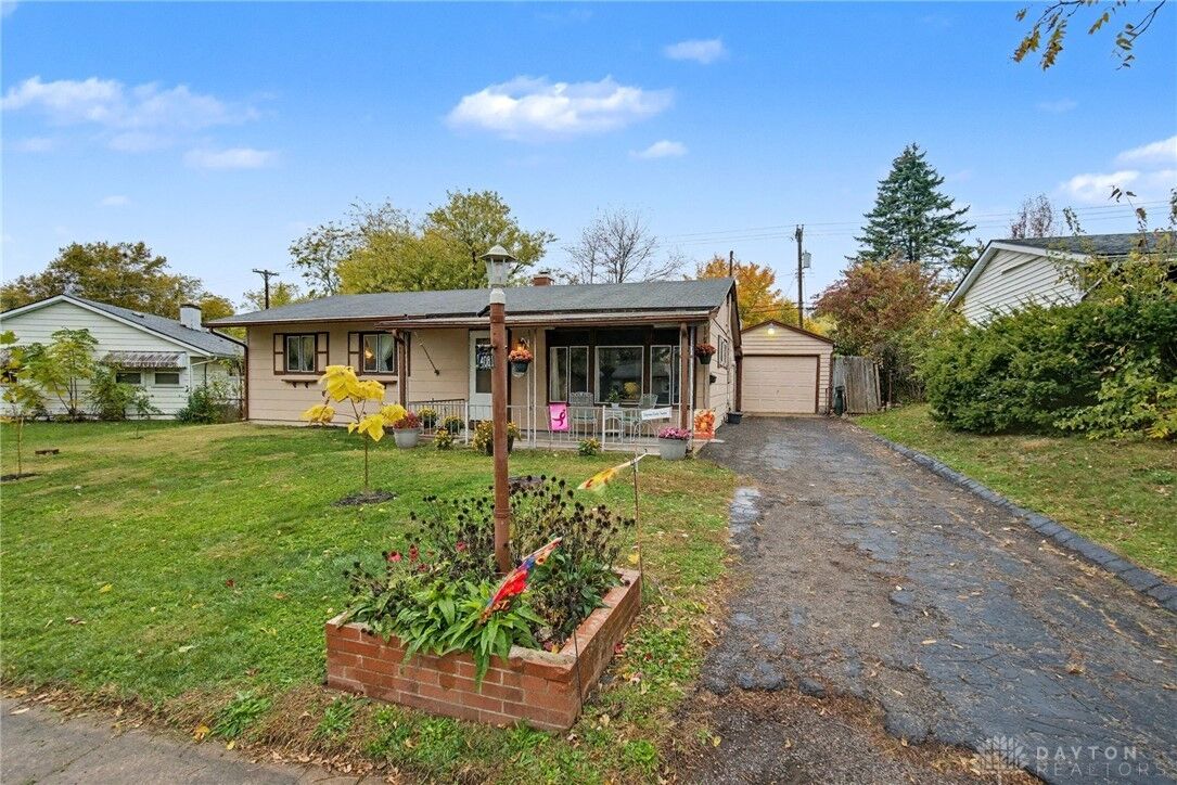 Property Photo:  4081 Lobata Place  OH 45416