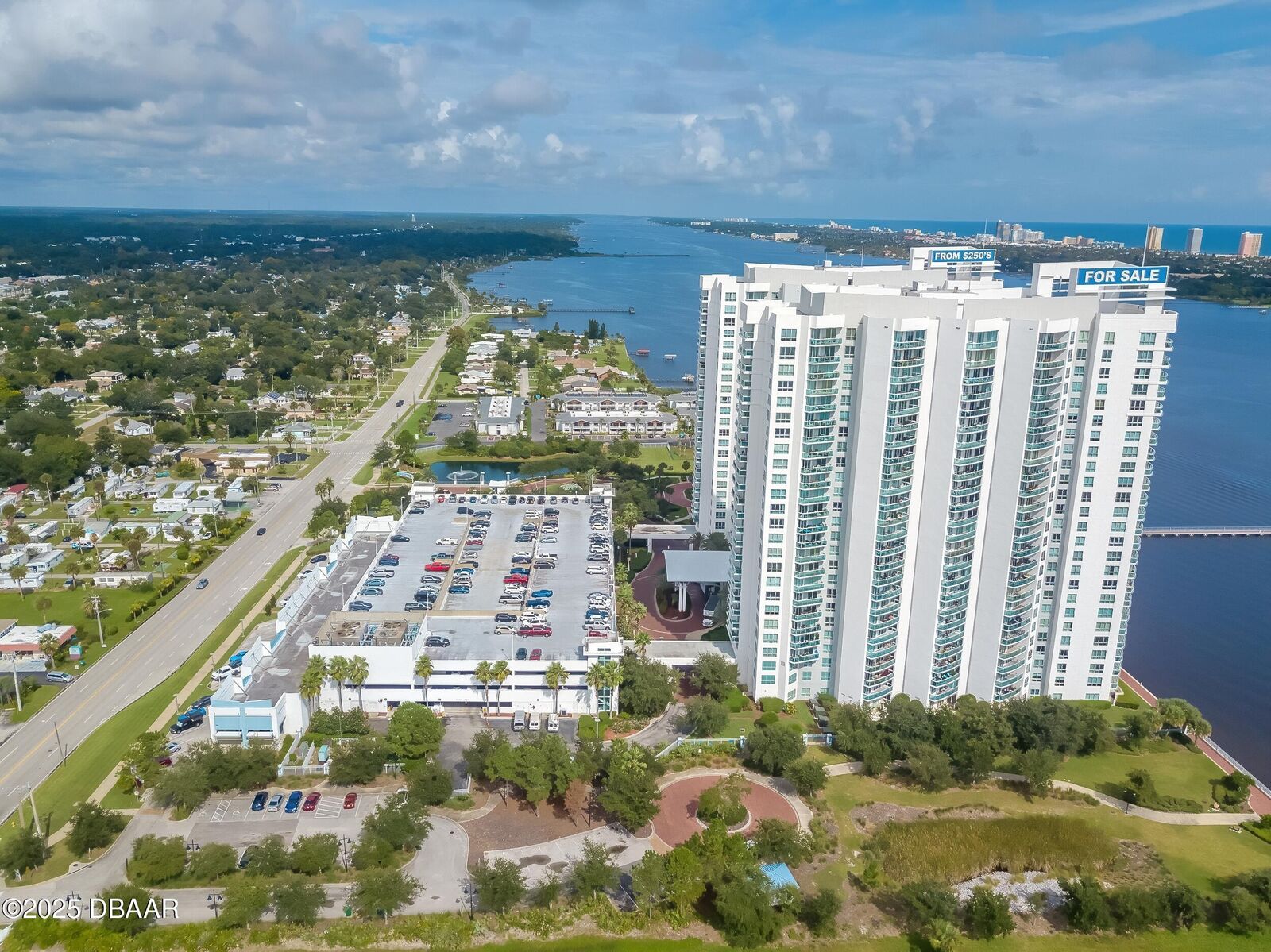 Property Photo:  231 Riverside Drive 1207  FL 32117