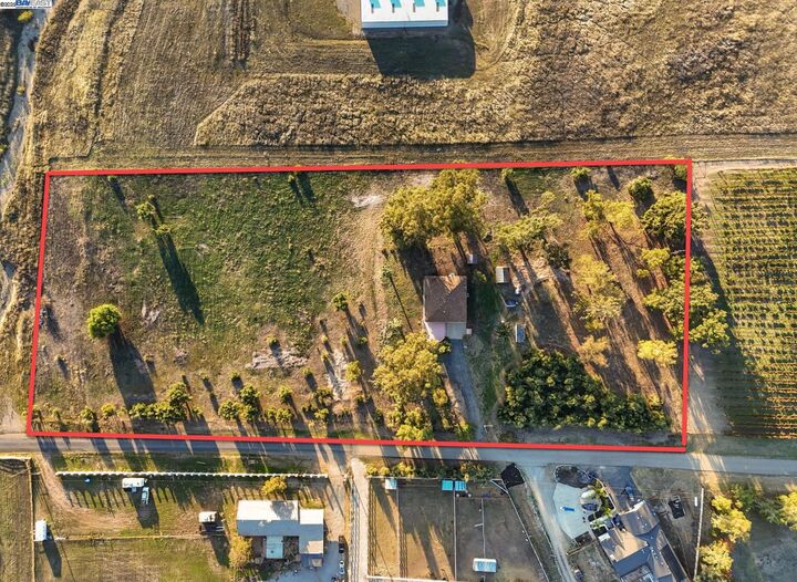 Property Photo:  3825 Jerrold Rd  CA 94550