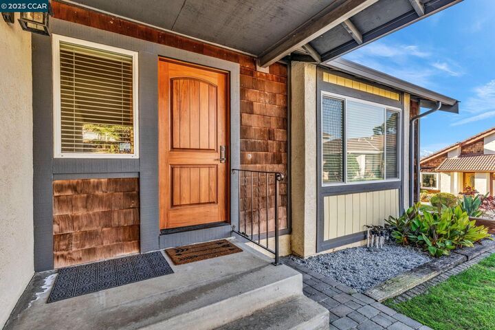 Property Photo:  2701 Colony View Pl  CA 94541