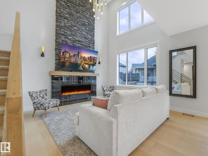 Property Photo:  53 Autumnwood Crescent  AB T7X 0J3 