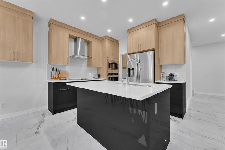 Property Photo:  4013 36 St  AB T4X 3H3 