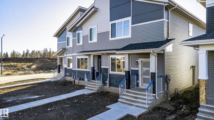 Property Photo:  120 Pierwyck Loop  AB T7X 4G2 