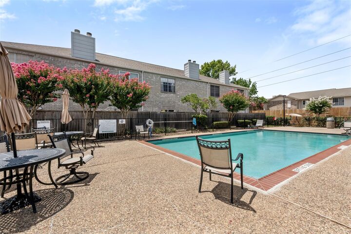 Property Photo:  7617 Cambridge Street 7617  TX 77054 