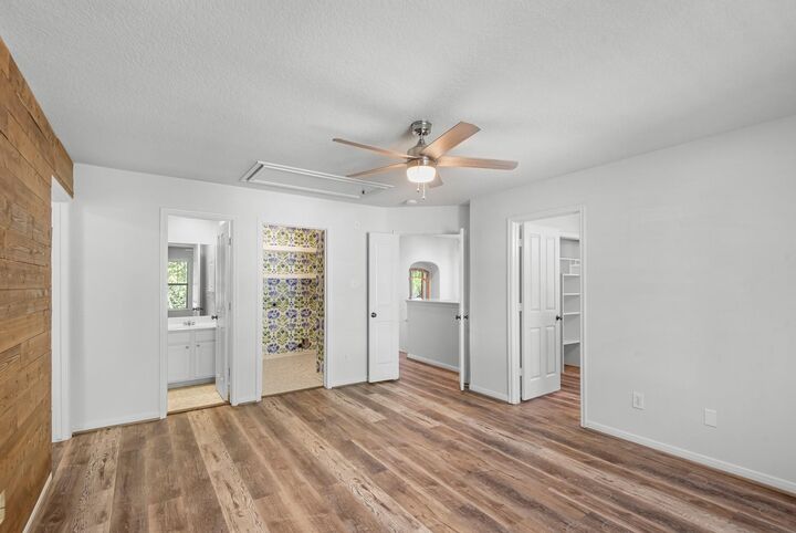 15 Forest Perch Place  The Woodlands TX 77382 photo