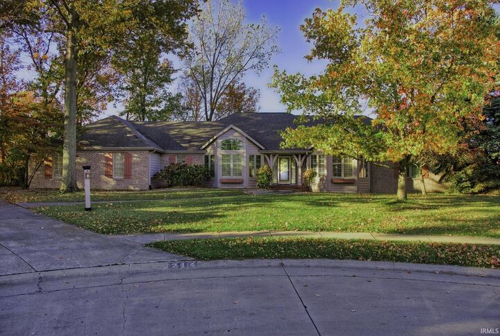 214 Eagle Crest Court  Fort Wayne IN 46845-2201 photo