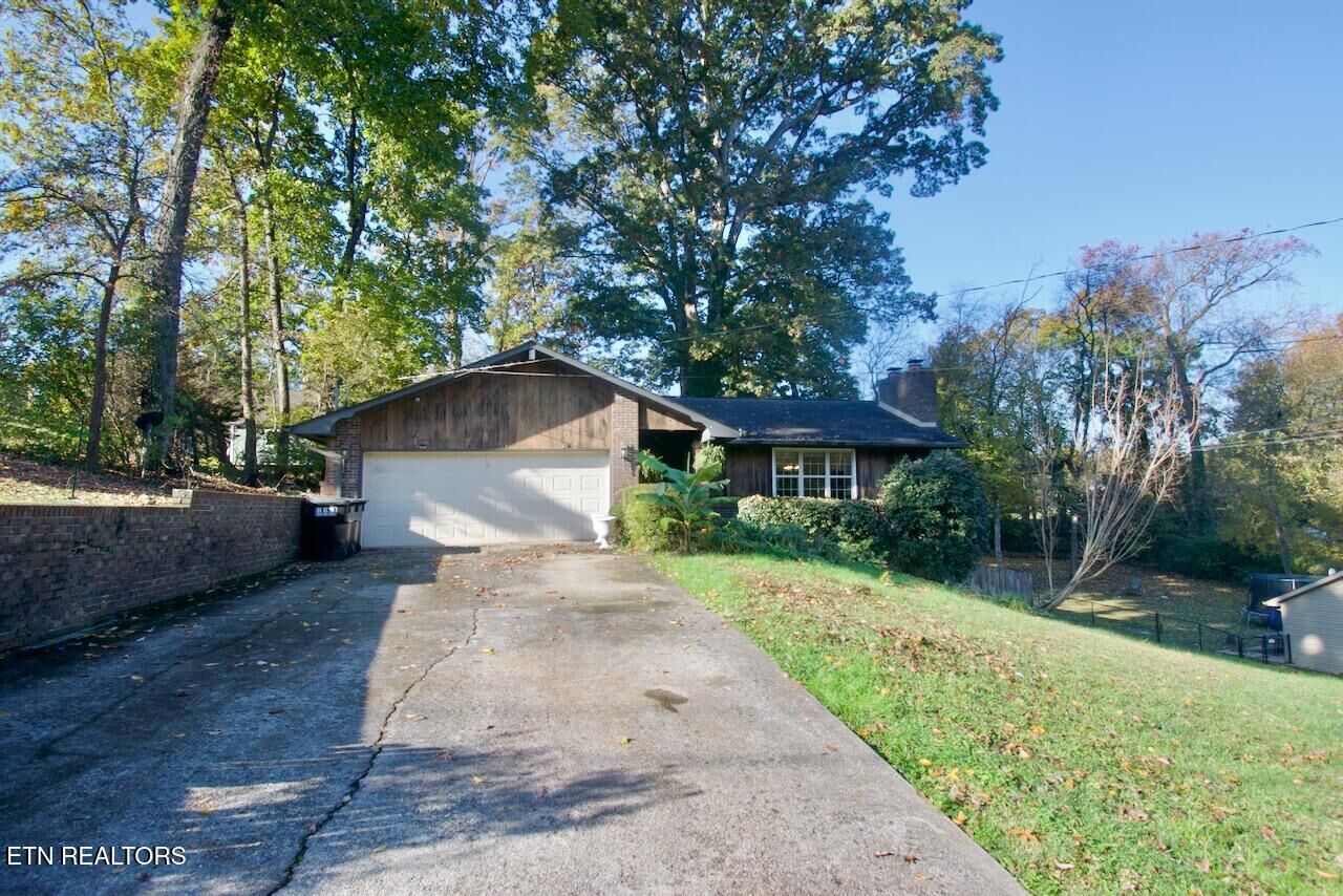 Property Photo:  927 Oxford Hills Drive  TN 37803 