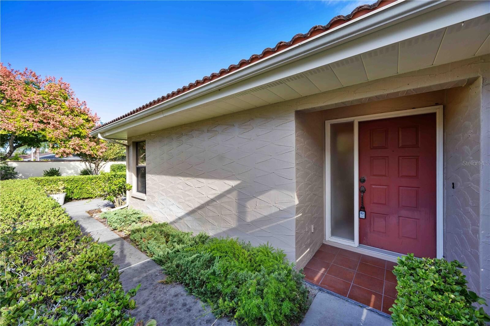 Property Photo:  4581 Lakecrest Place 22  FL 34233 