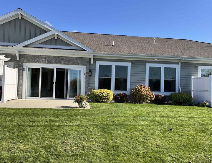 Property Photo:  608 Breaker Cove Street  MI 48708