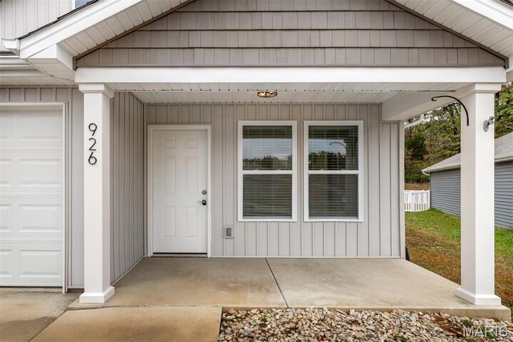 Property Photo:  926 Osage Villa Court  MO 63089
