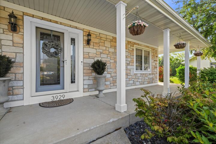 Property Photo: 3929 Southwood Dr WI 53403
