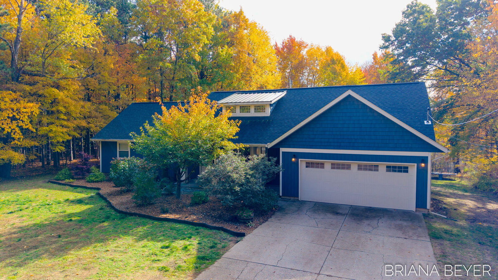 Property Photo:  1840 Main Street  MI 49424 