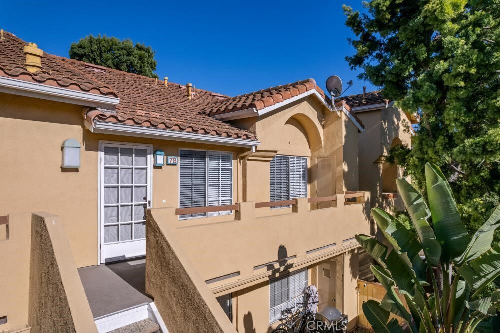 Property Photo:  78 Costero Aisle 301  CA 92614 