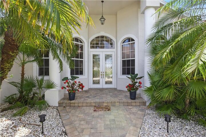 Property Photo: 4424 SW 19th Pl FL 33914