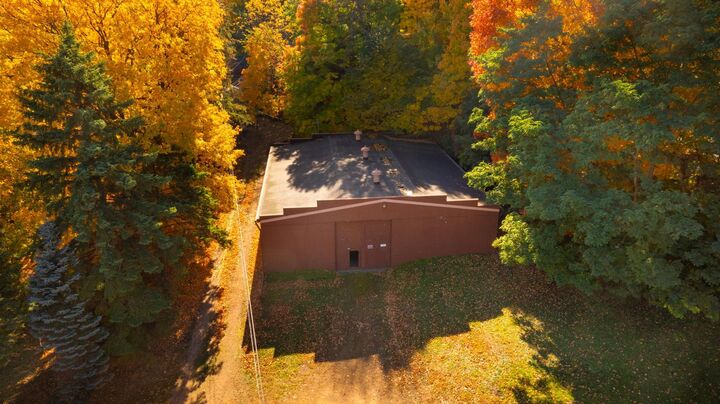 Property Photo: 5000 Manitou Road MN 55331