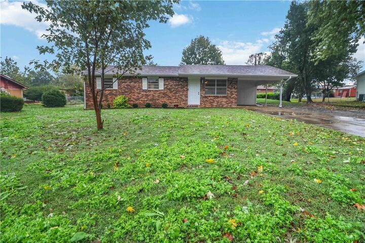 904 SW 4th Avenue  Gravette AR 72736 photo