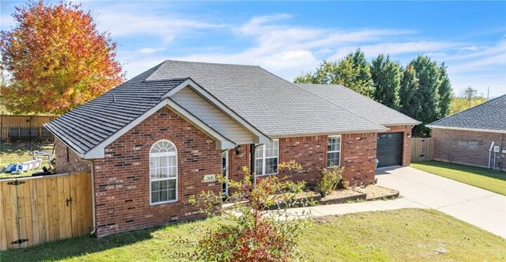 501 Warrick Way  Centerton AR 72719 photo