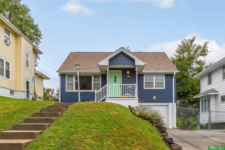 968 S 45 Street  Omaha NE 68106 photo