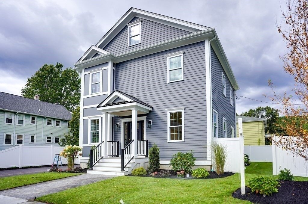 Property Photo:  24 Grant Ave  MA 02478