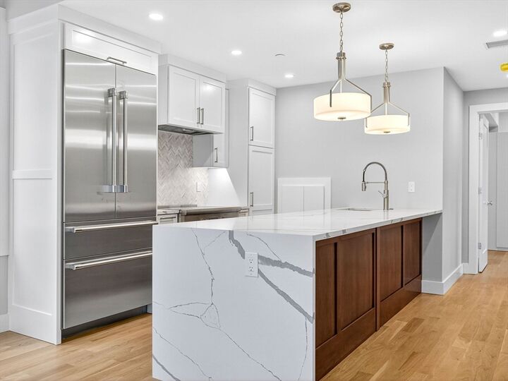 Property Photo:  551 E 7th St  MA 02127 