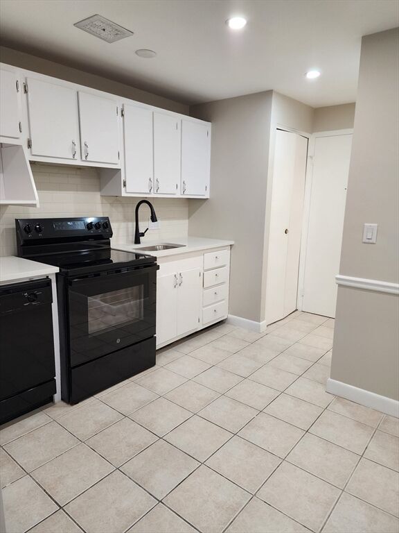 Property Photo:  220 Essex Street 2  MA 02176