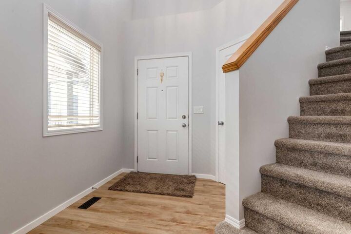 Property Photo:  90 Tuscany Springs Hill NW  AB T3L 3E3 