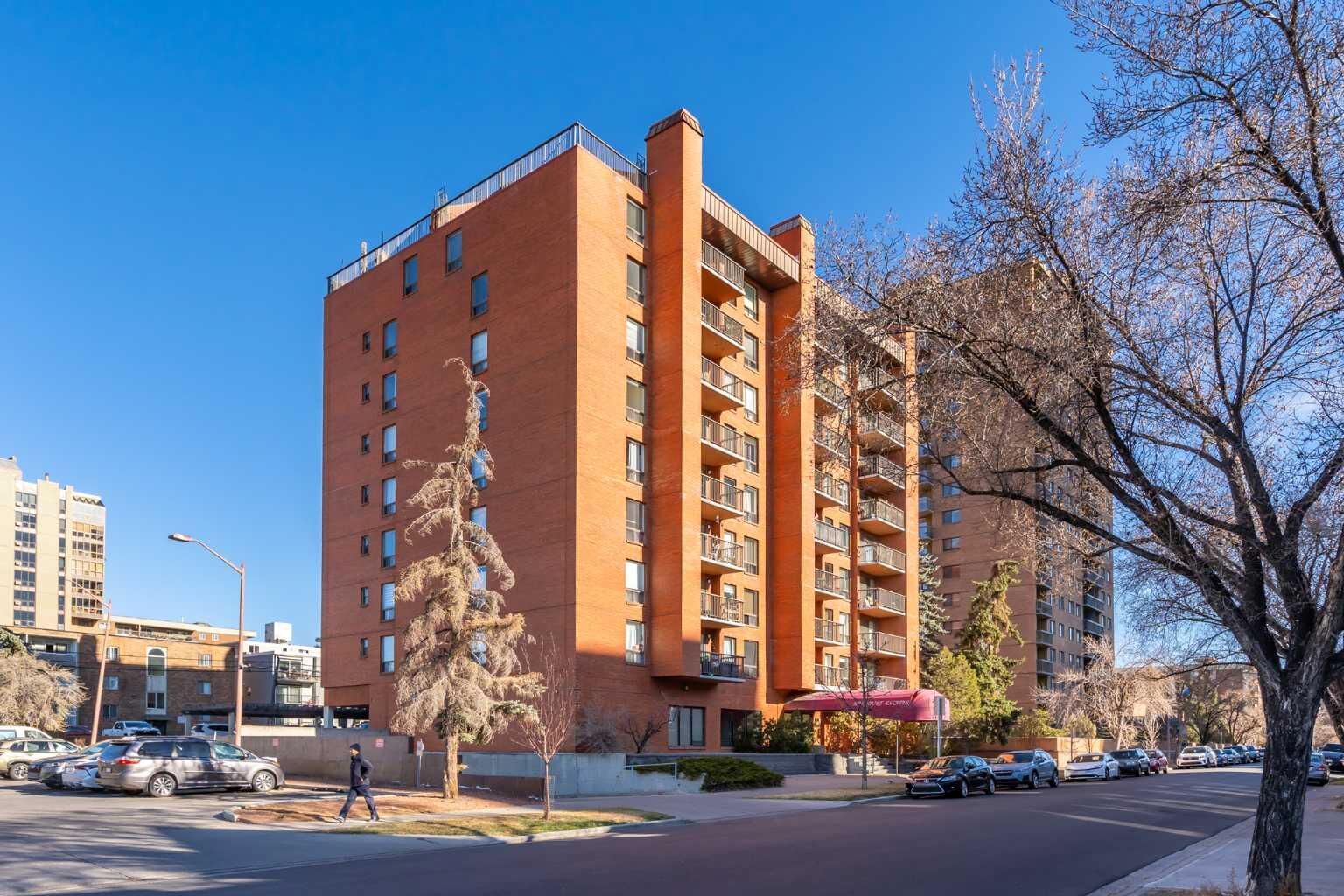 Property Photo: 1334 14 Avenue SW 605 AB T3C 0W2