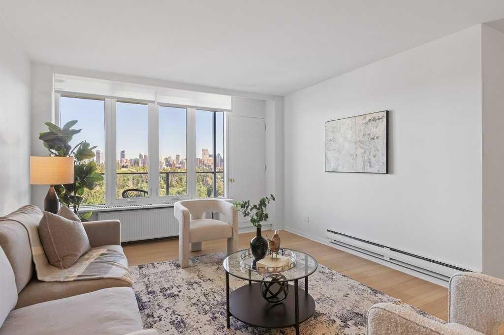 Photo de la propriété: 3204 Rideau Place SW 708 AB T2S 1Z2