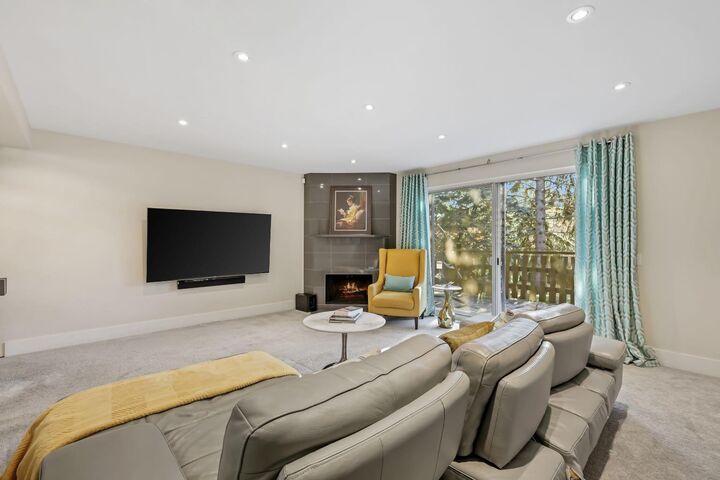 Photo de la propriété:  3131 63 Avenue SW 203  AB T3E 6N4