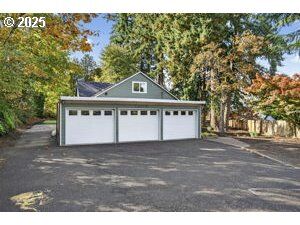 Property Photo: 14515 SE Wild Rose Ln OR 97267