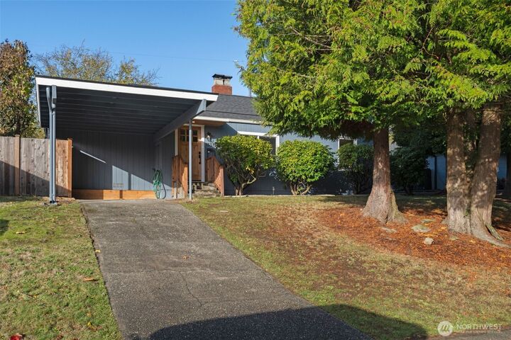 15511  10th Avenue NE  Shoreline WA 98155 photo