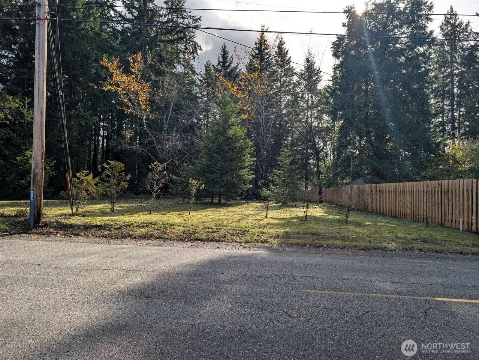 Property Photo:  2 SE Salmonberry Rd  WA 98366 