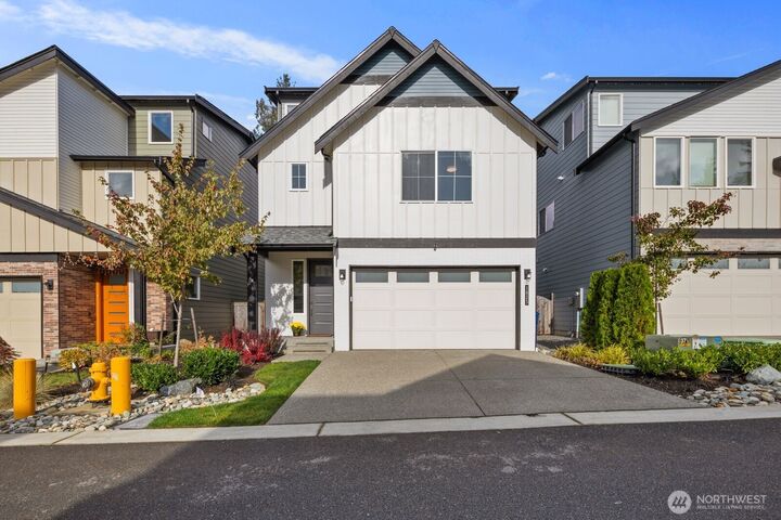 Property Photo:  1825  153rd Street SW  WA 98087 