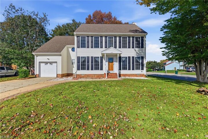 Property Photo:  207 Ford Ct  VA 23608