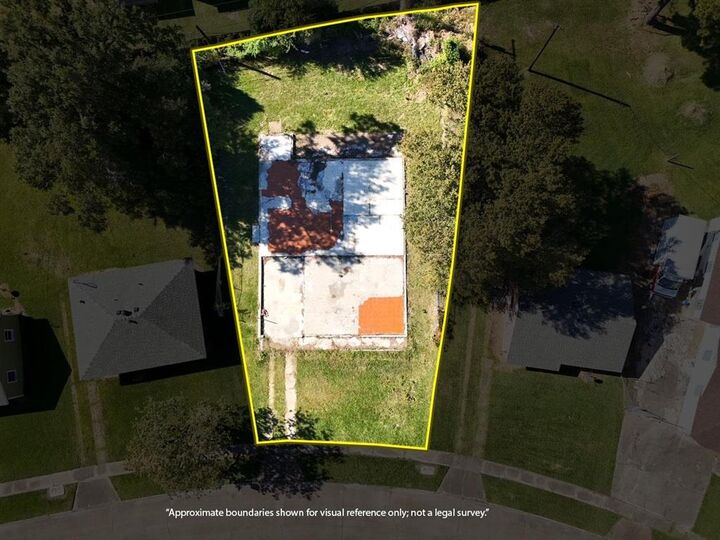 Property Photo:  3416 W Roosevelt St Street W  LA 70607 