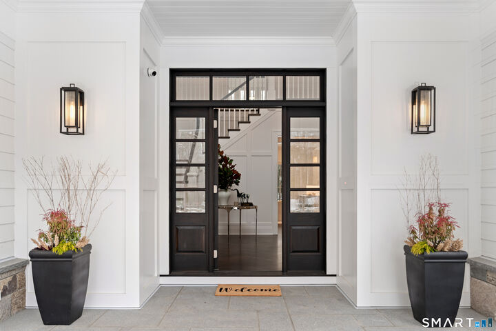 Property Photo:  928 West Road  CT 06840 