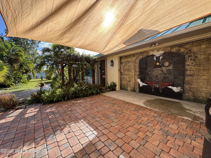 Property Photo: 3955 Fooshe Avenue FL 32976