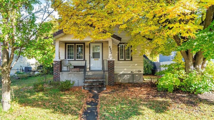 4024 N Jefferson St  Spokane WA 99205 photo