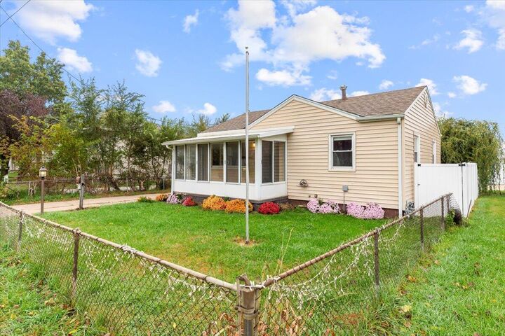 Property Photo: 3329 9th Avenue IA 51501