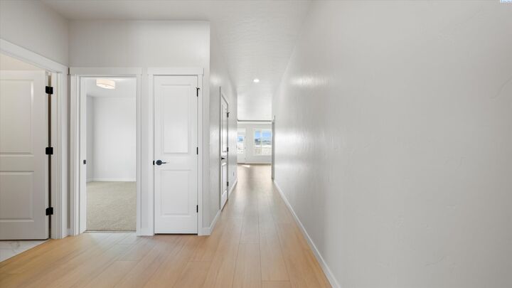 Property Photo:  3481 Morningside Pkwy  WA 99352 