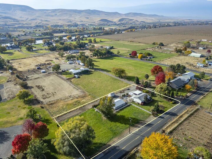 155701 W North River Road  Prosser WA 99350 photo