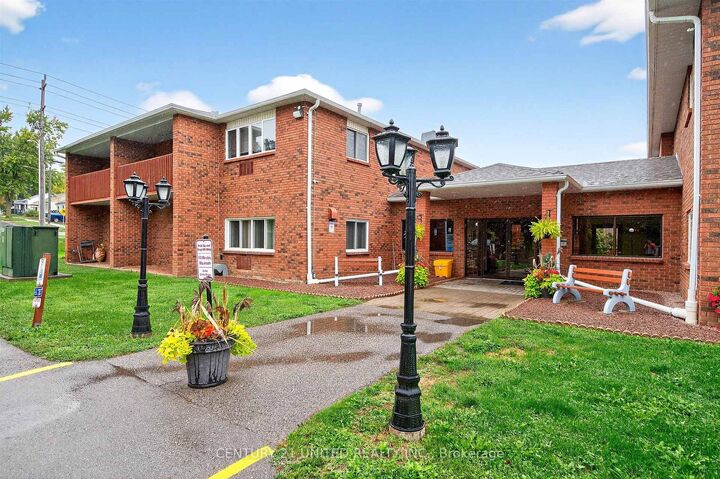 Photo de la propriété: 475 Parkhill Road W 224 ON K9H 7M5