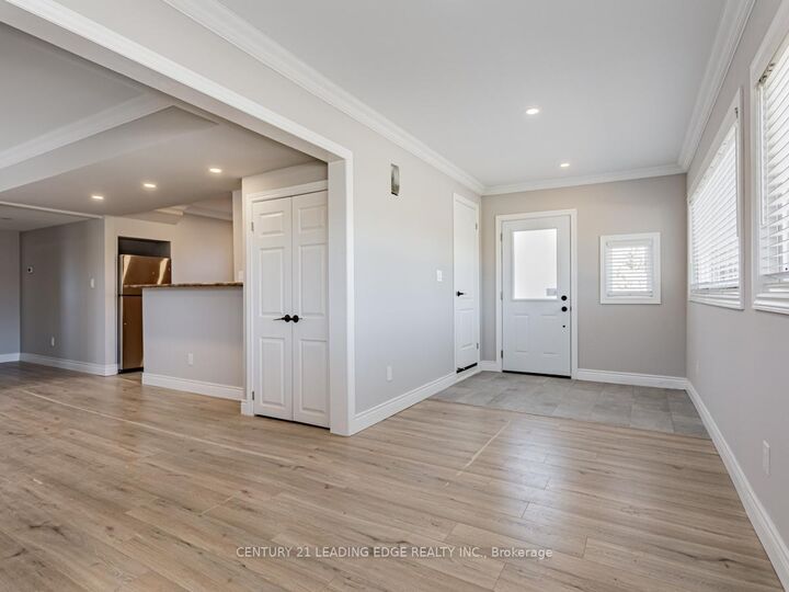 Property Photo: 1315 Broadview Street Main ON L1W 1C1