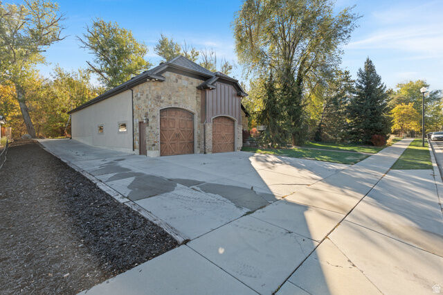 Property Photo:  10637 S Crescent Bend Dr  UT 84070 