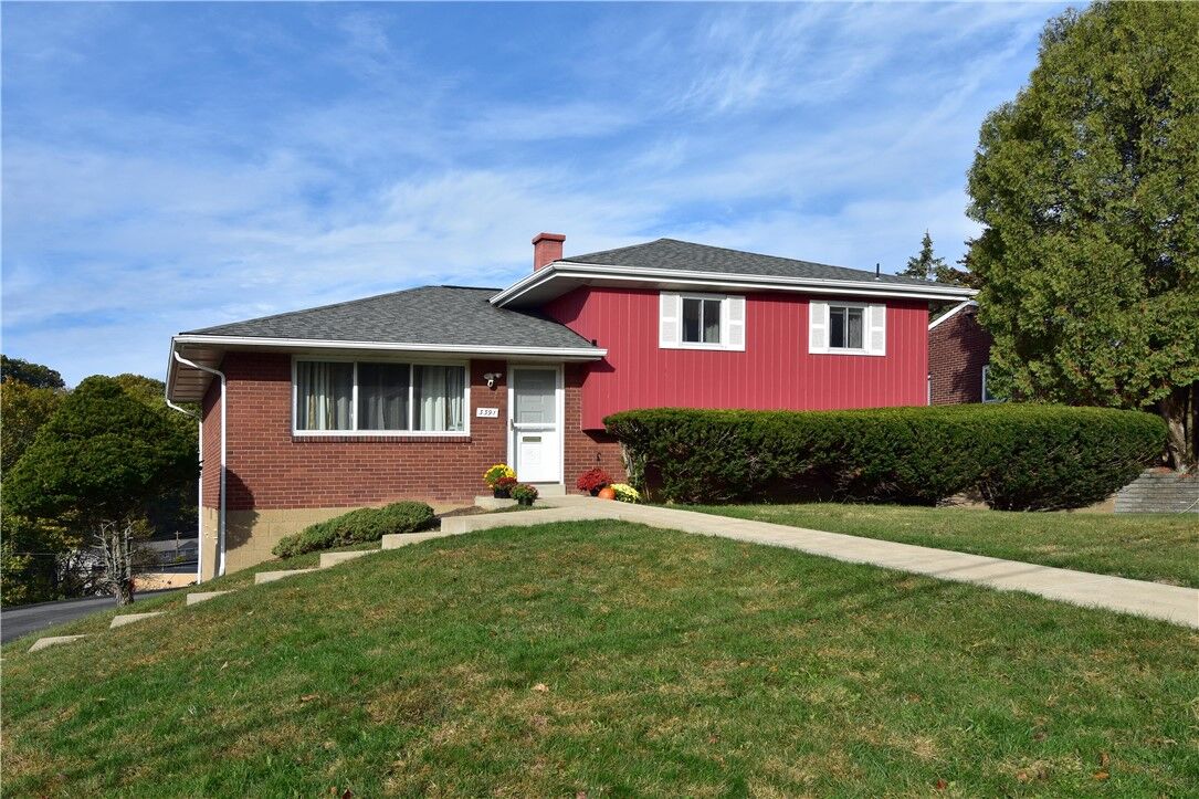Property Photo:  3391 Hiwood Dr  PA 15234 